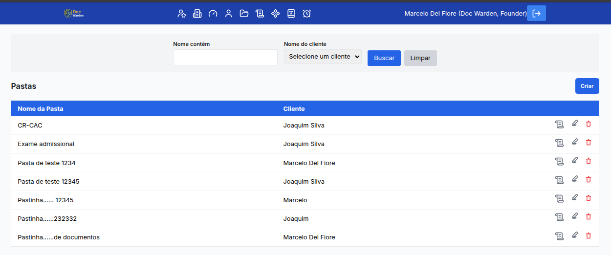 Tela de pastas organizadas por cliente no Doc Warden